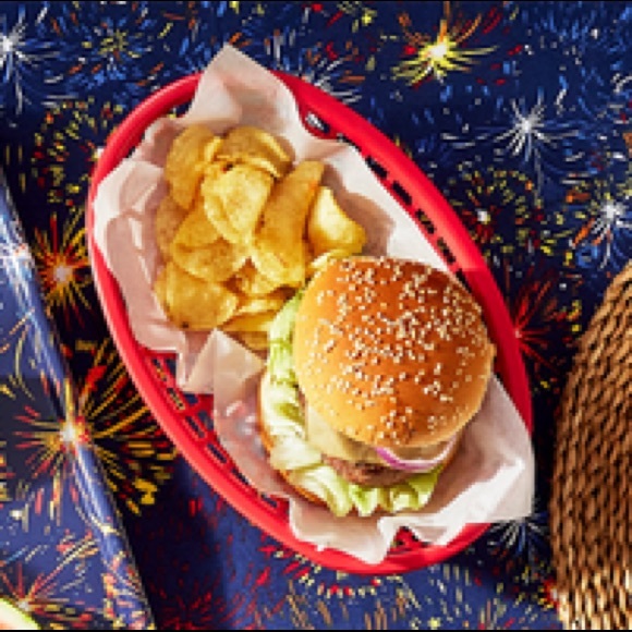 Sur La Table Americana Outdoor Burger Baskets, Set Of 4 - Picture 4 of 4